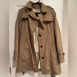 Banana Republic Women’s trench coat